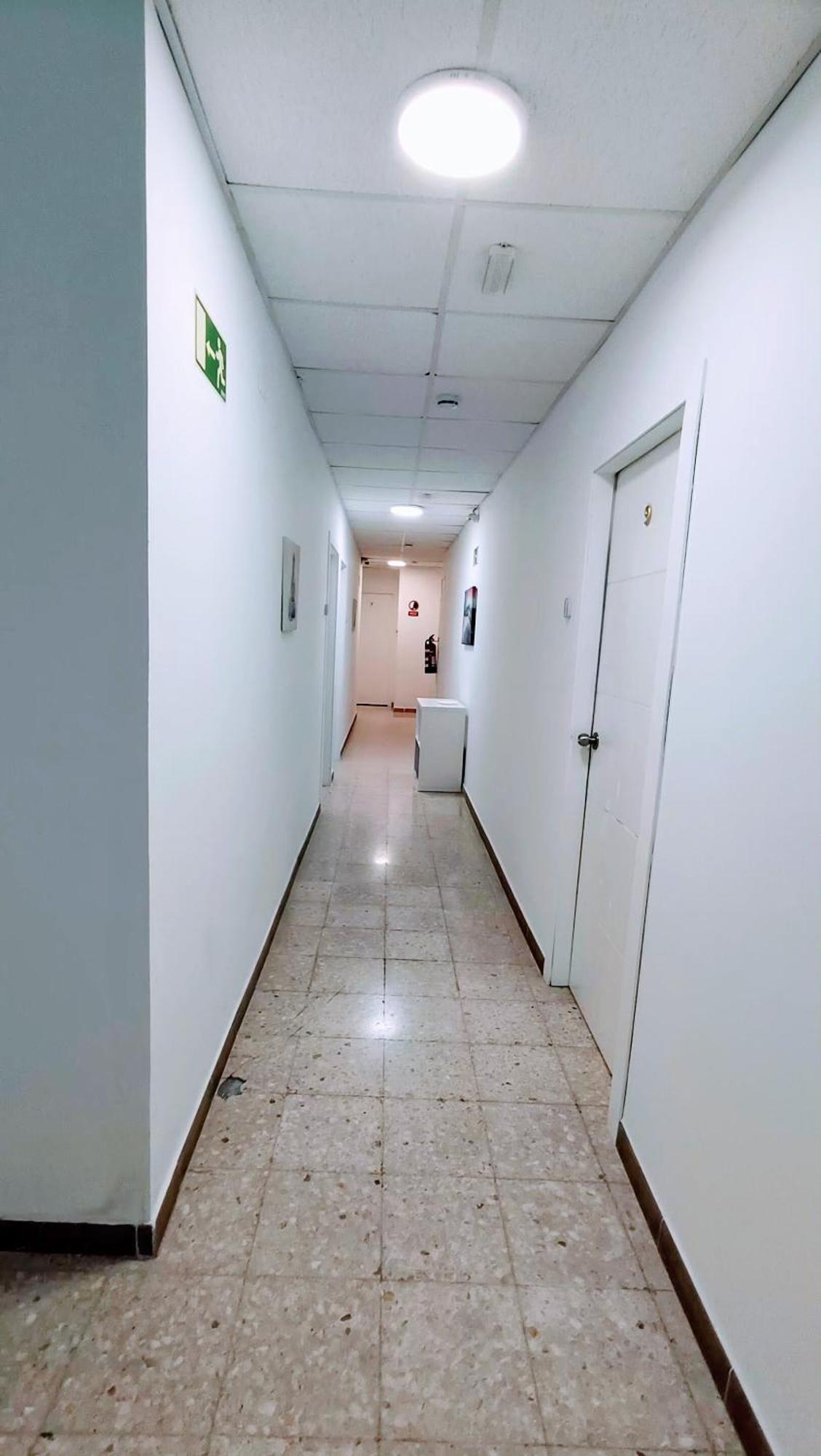 Hostal Estudios Badalona Exterior foto