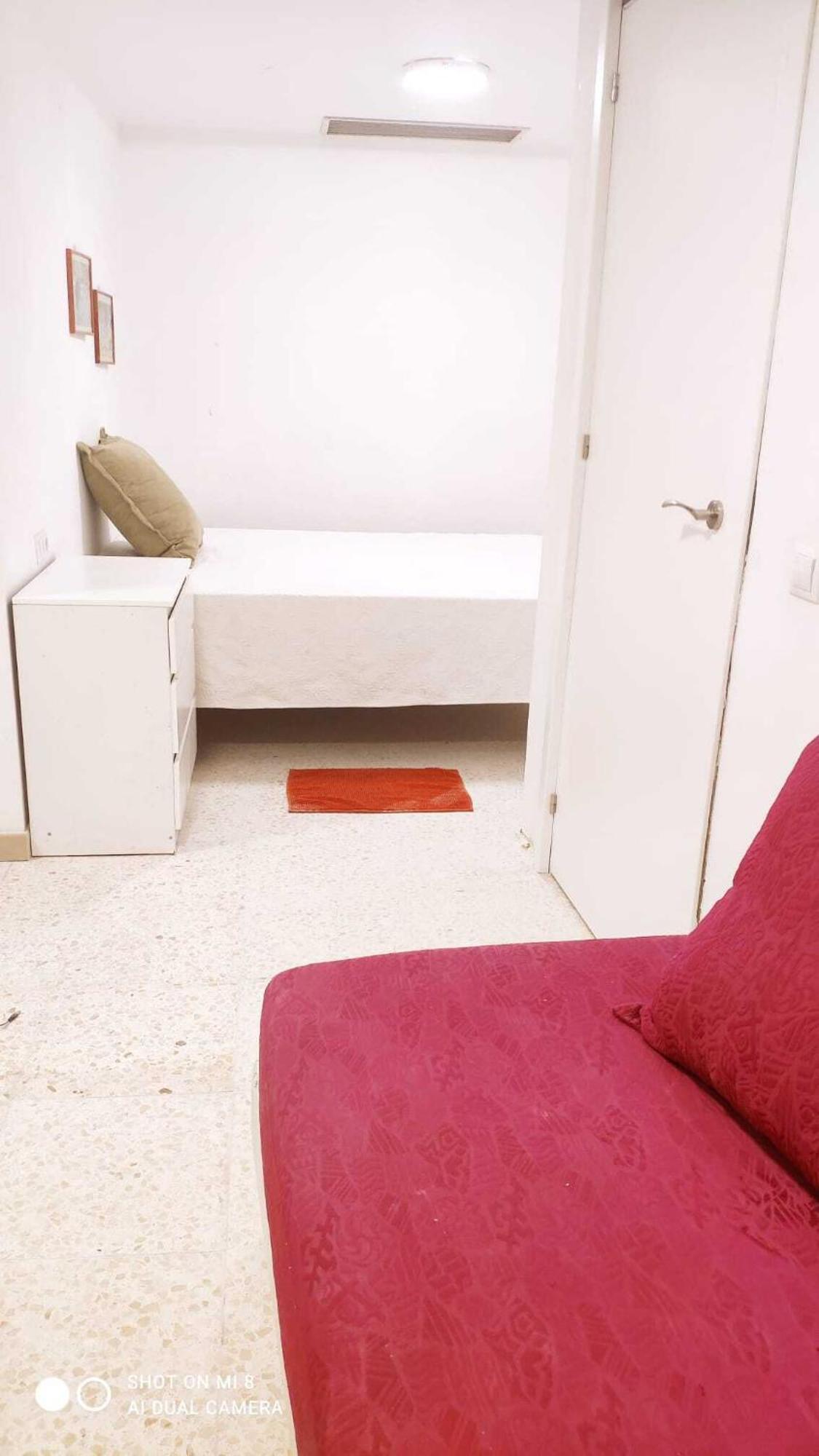 Hostal Estudios Badalona Exterior foto