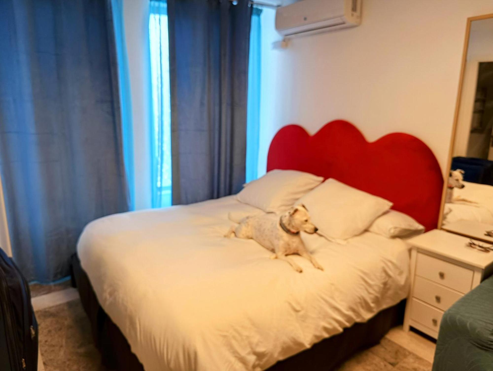 Hostal Estudios Badalona Exterior foto